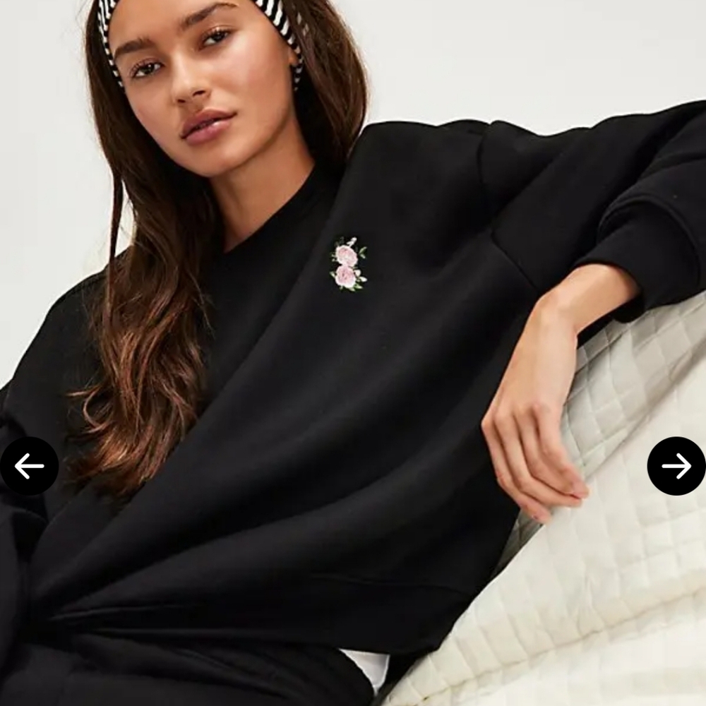 New For Love & Lemons julie sweatshirt black small NWT